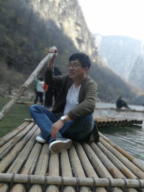 风被吹走了的第一张照片--周口相亲服务中心