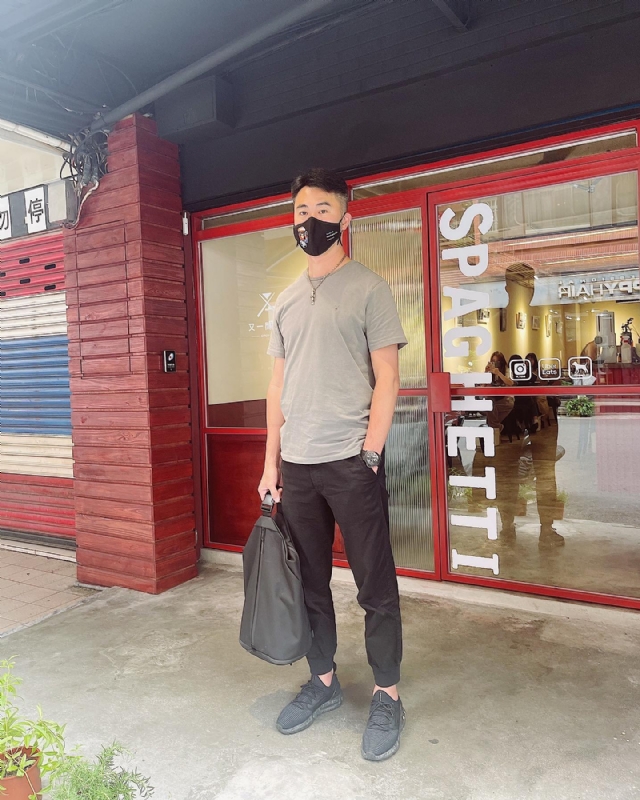 酒商安迪的第二张照片--周口相亲服务中心