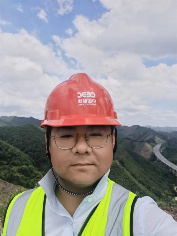 冰城小土匪的第一张照片--周口相亲服务中心