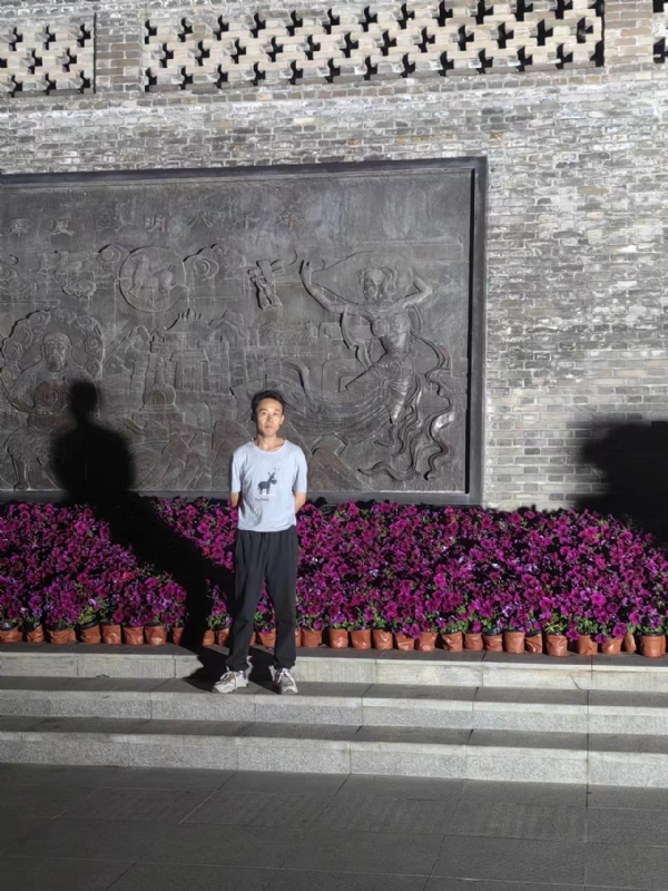 威风凛凛的第一张照片--周口相亲服务中心