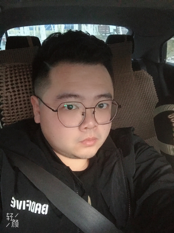 欢笑的第一张照片--周口相亲服务中心