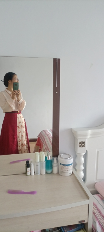 伊落梅雪笺的第一张照片--周口相亲服务中心