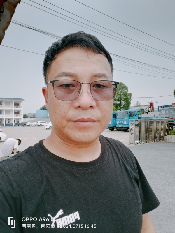 楚辞的第二张照片--周口相亲服务中心