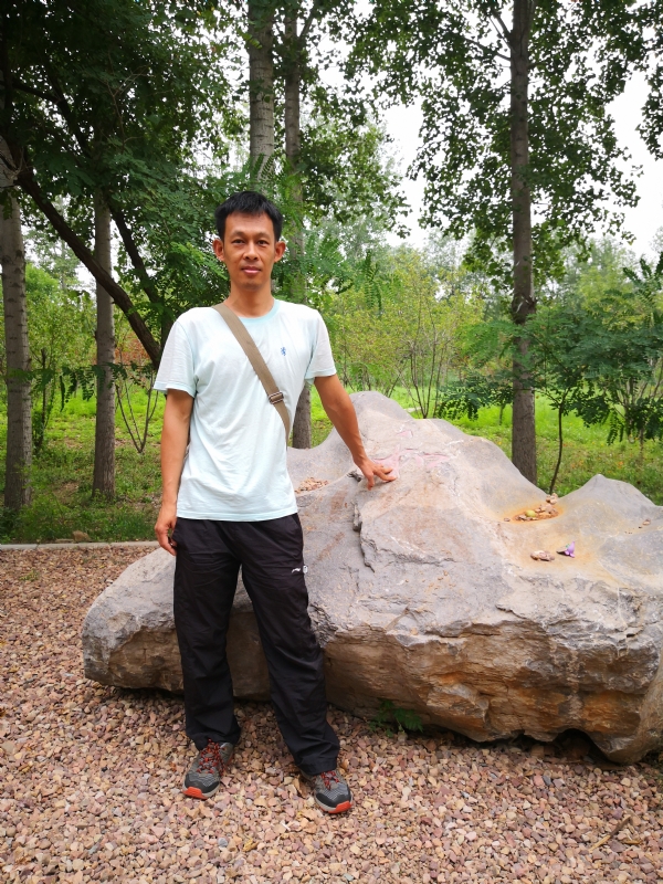 宠辱不惊的第一张照片--周口相亲服务中心