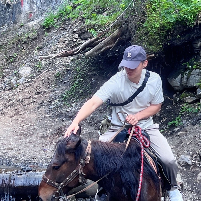 蓦然回首的第二张照片--周口相亲服务中心