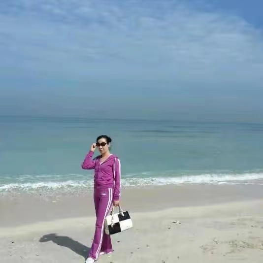 红红的第一张照片--周口相亲服务中心