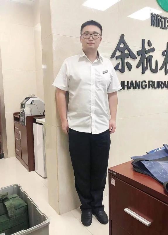 君临天下的第一张照片--周口相亲服务中心