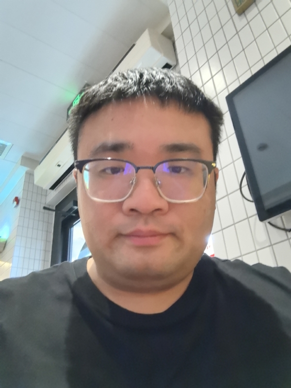 君临天下的第三张照片--周口相亲服务中心