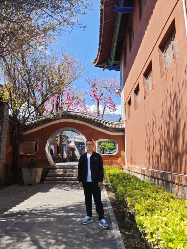 简单的第一张照片--周口相亲服务中心