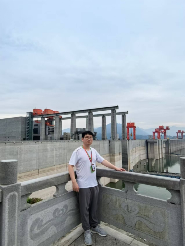 xhfsx的第一张照片--周口相亲服务中心