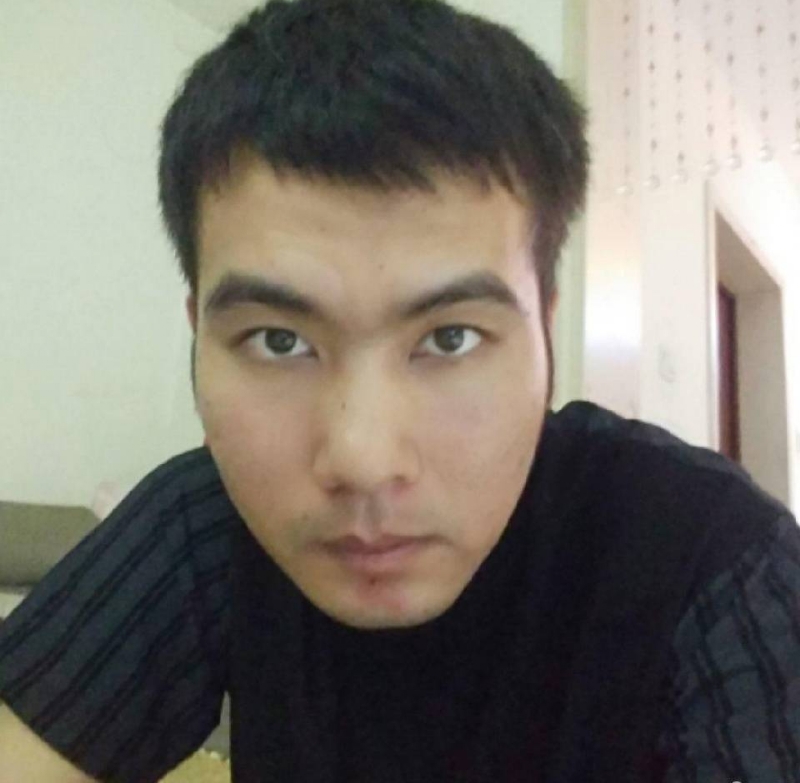 哭泣的小三的第四张照片--周口相亲服务中心