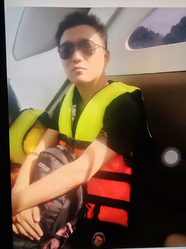 座看烟霞散的第一张照片--周口相亲服务中心