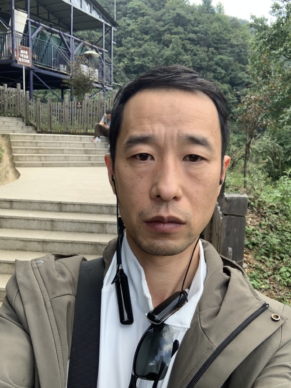 小林的第二张照片--周口相亲服务中心