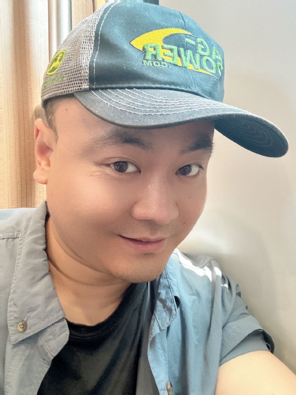 冰的第二张照片--周口相亲服务中心