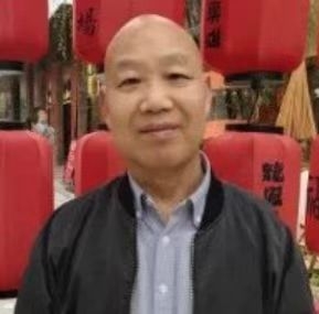 教师作家诗人的第一张照片--周口相亲服务中心