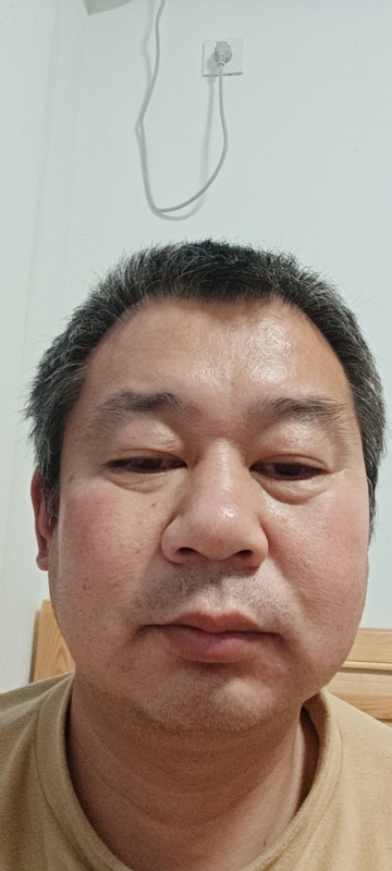 龙万的第一张照片--周口相亲服务中心