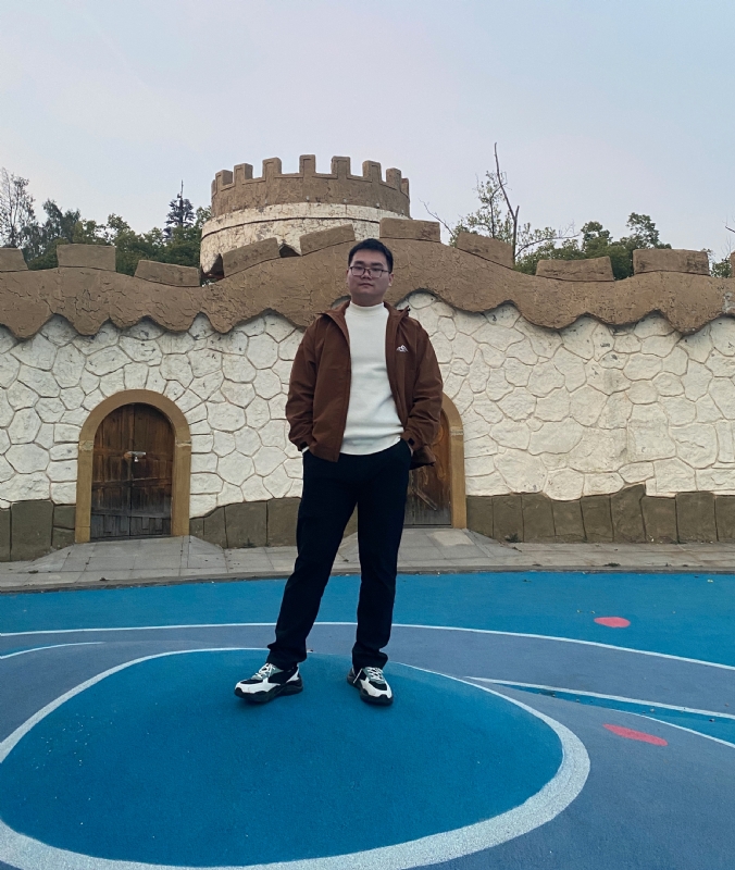 秦长风的第一张照片--周口相亲服务中心