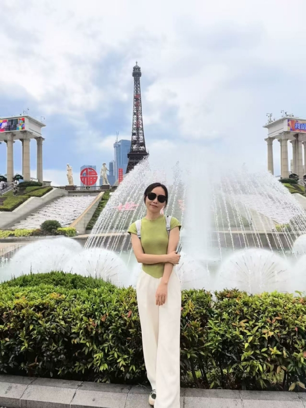 秋风落叶的第一张照片--周口相亲服务中心