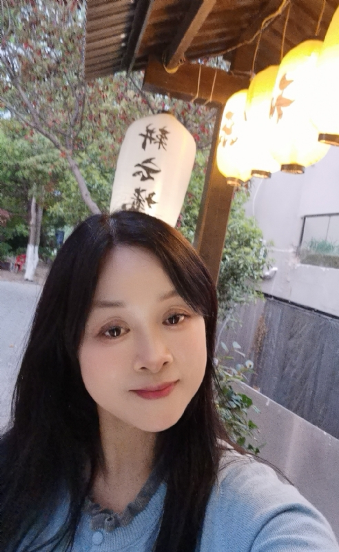 伊伊的第一张照片--周口相亲服务中心