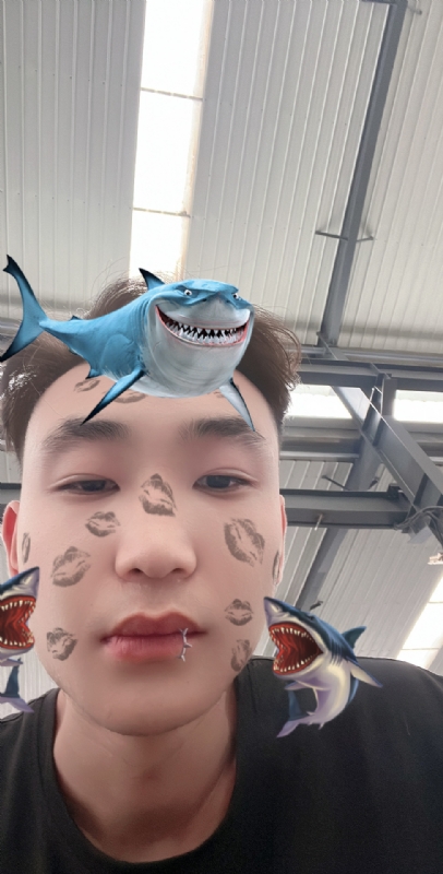 孤独的人的第一张照片--周口相亲服务中心