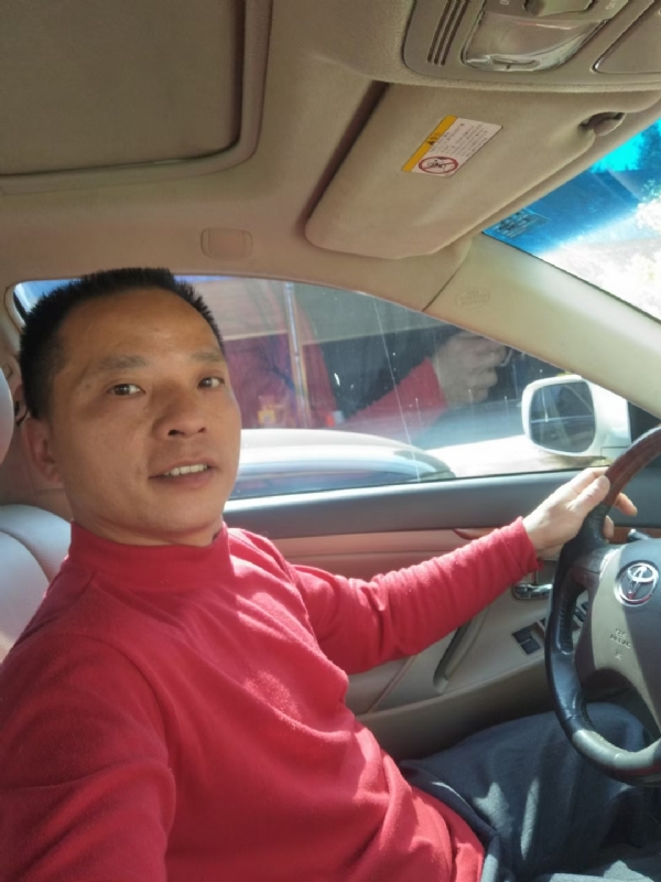 真诚征婚的第三张照片--周口相亲服务中心