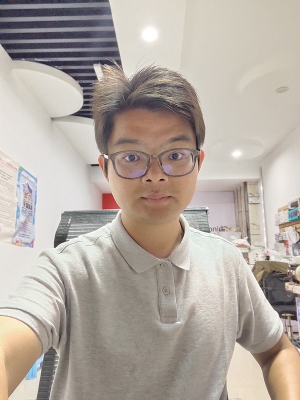 华兴通讯的第一张照片--周口相亲服务中心