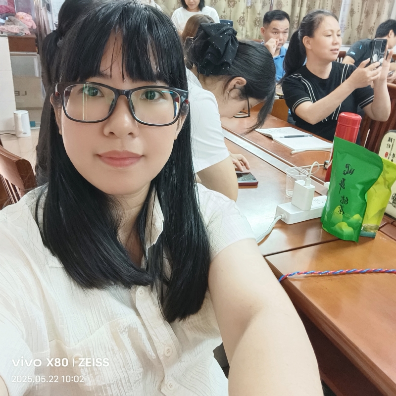 雯城慧敏的第一张照片--周口相亲服务中心