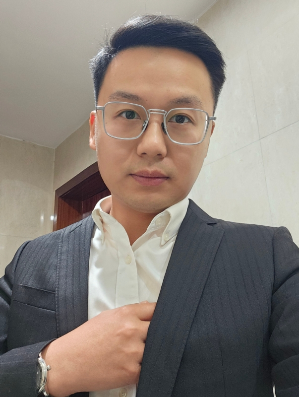 遥望的第一张照片--周口相亲服务中心