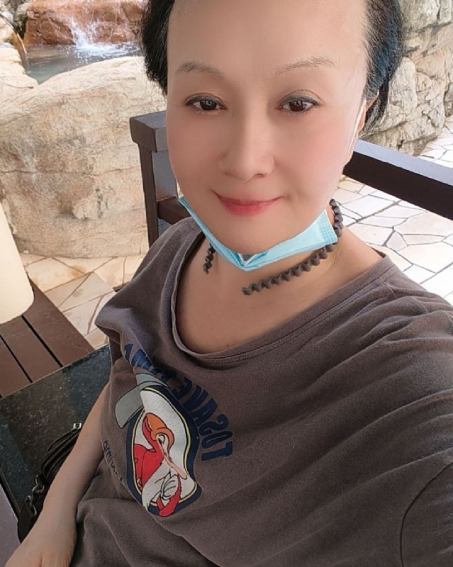 hong的第二张照片--周口相亲服务中心