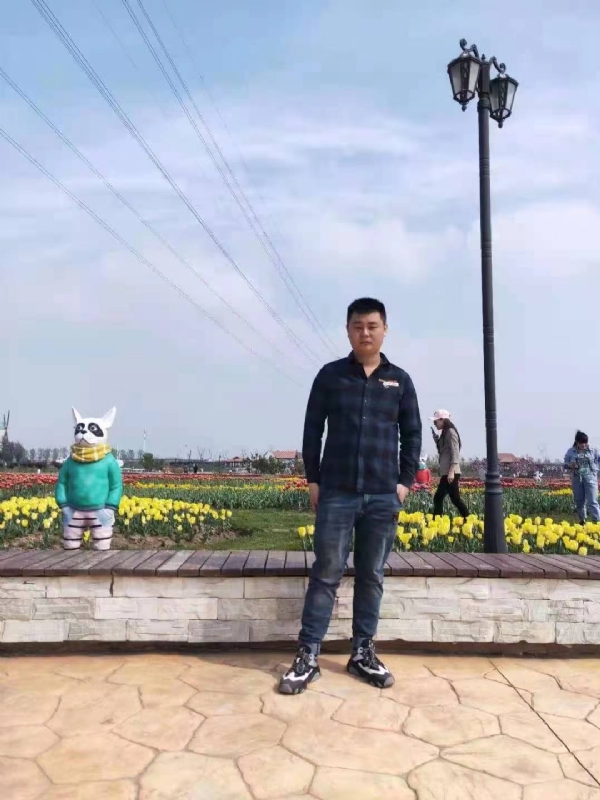 海阔天空的第一张照片--周口相亲服务中心