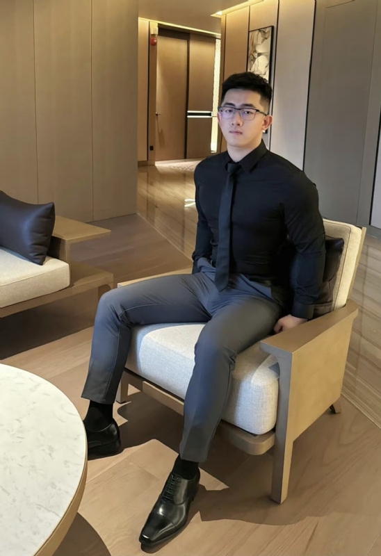 李寒外改英文可家的第一张照片--周口相亲服务中心