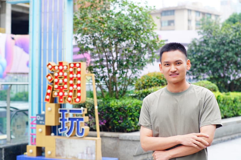 陌上烟雨的第一张照片--周口相亲服务中心