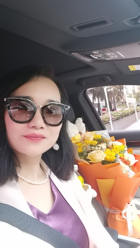 Apple的第一张照片--周口相亲服务中心