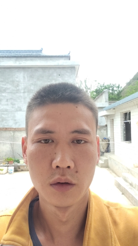 简单点的第一张照片--周口相亲服务中心