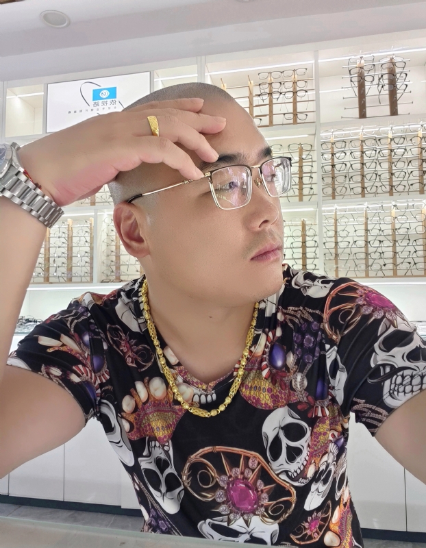 一生诺言的第一张照片--周口相亲服务中心