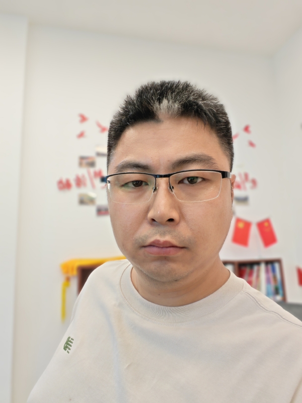 苦海寻舟的第一张照片--周口相亲服务中心