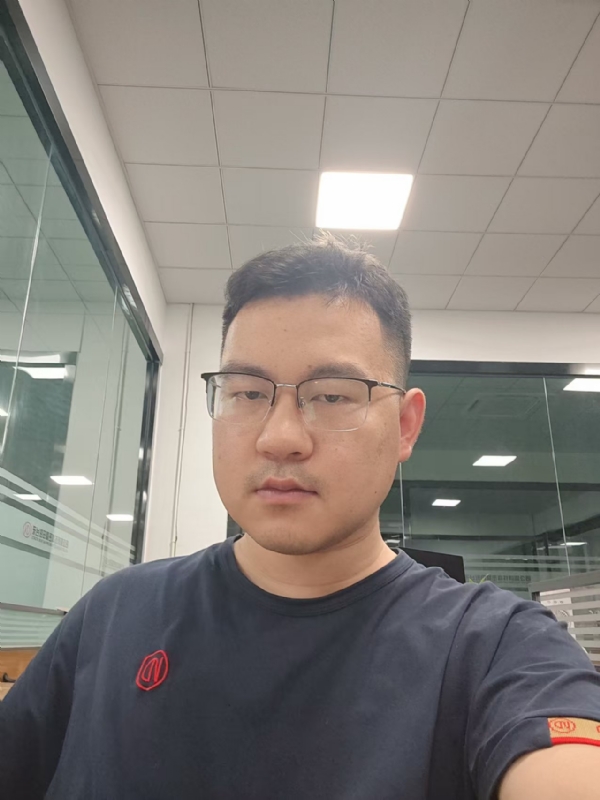 雨落浅响的第一张照片--周口相亲服务中心