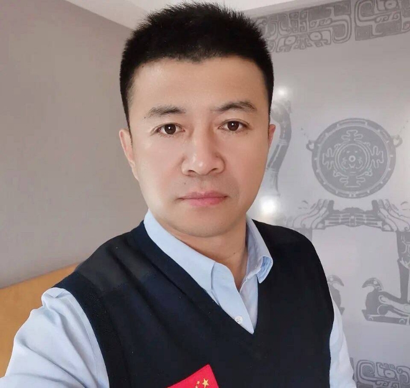 生在红旗下的第二张照片--周口相亲服务中心