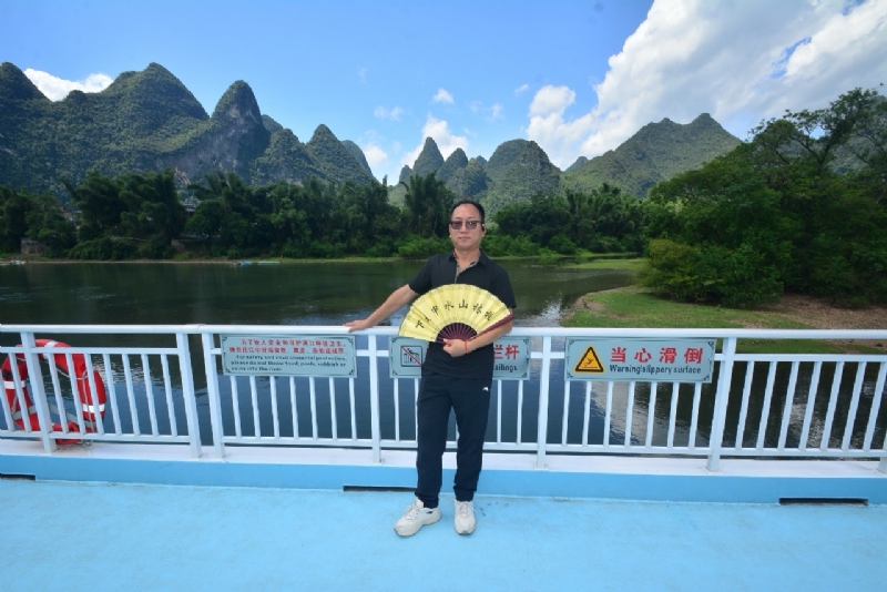 沙漠海的第四张照片--周口相亲服务中心