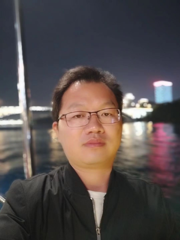 祝你平安的第一张照片--周口相亲服务中心