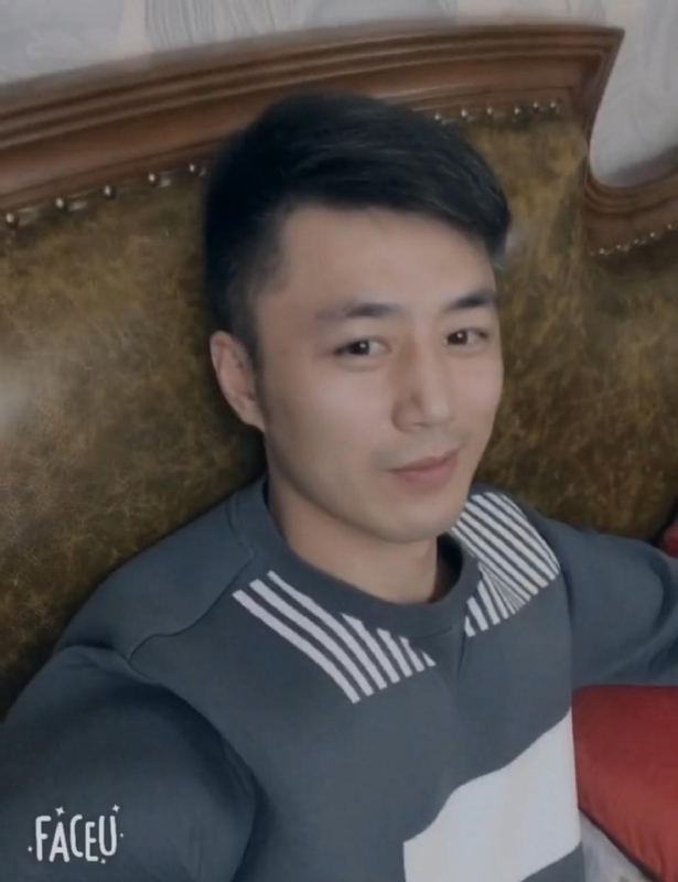 楊政宇的第一张照片--周口相亲服务中心