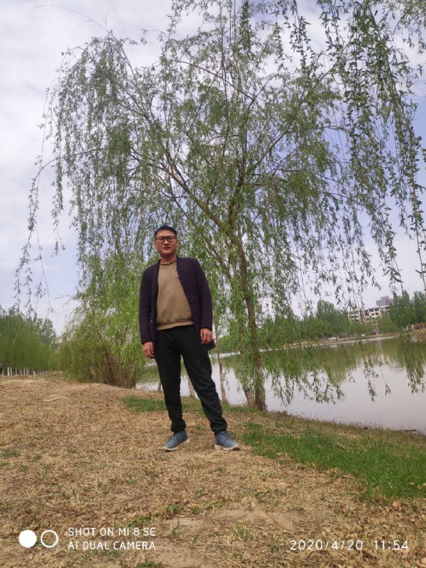 风中的烟头的第一张照片--周口相亲服务中心