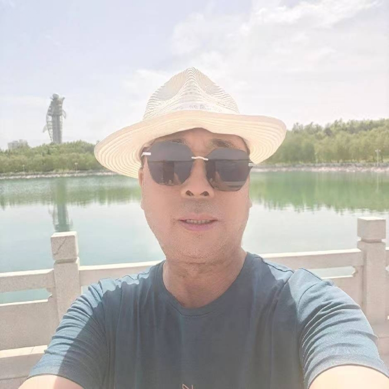 有钱人的第一张照片--周口相亲服务中心