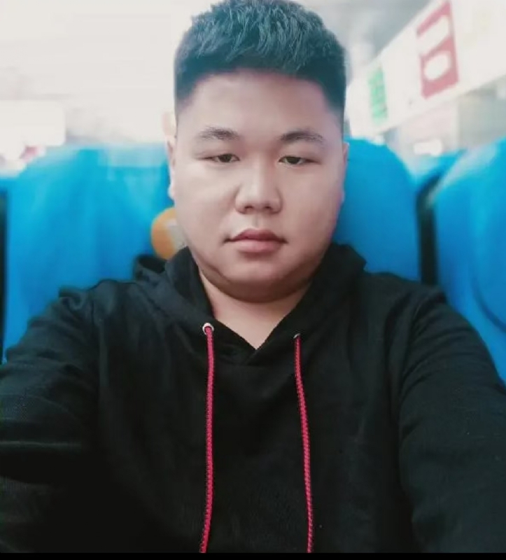 黄斌的第一张照片--周口相亲服务中心