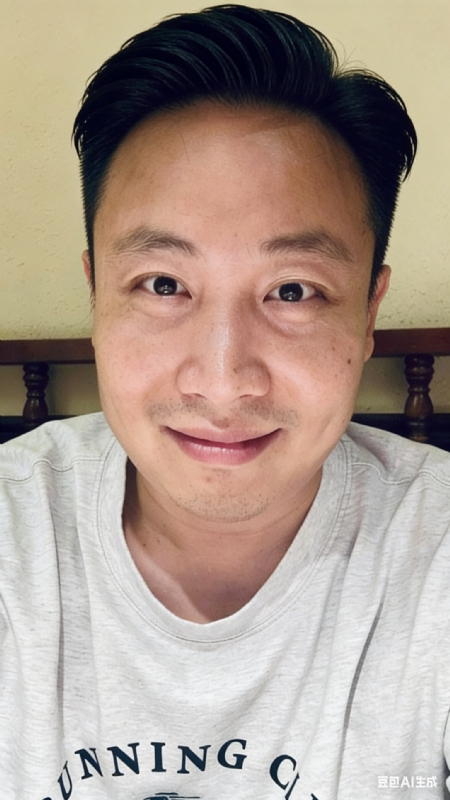 巾凡的第二张照片--周口相亲服务中心