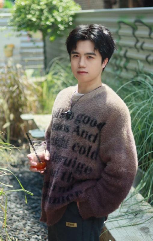 檐下雨的第二张照片--周口相亲服务中心