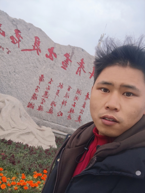 迎春的第一张照片--周口相亲服务中心