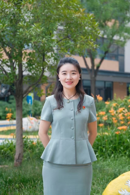 弯弯的第一张照片--周口相亲服务中心