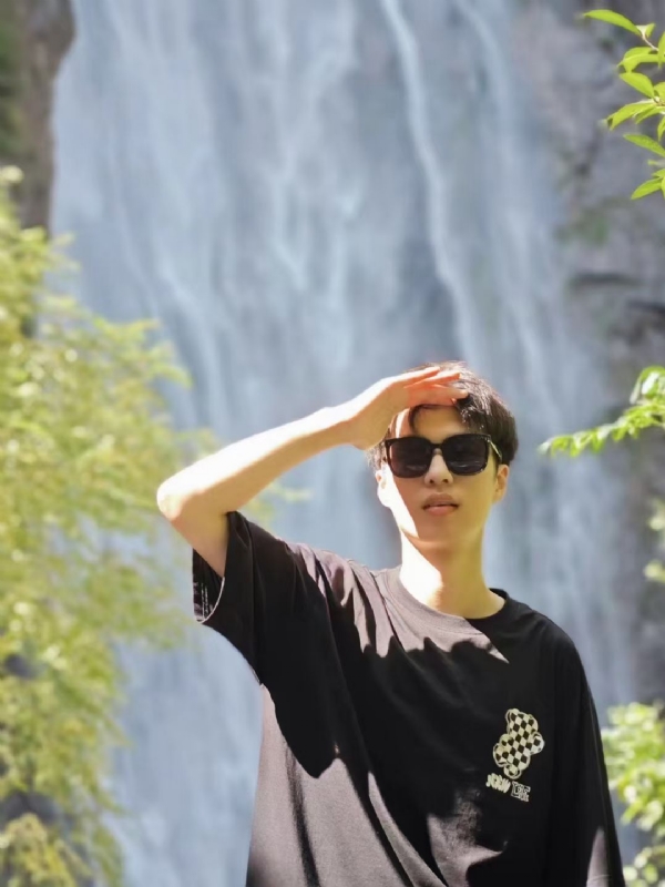 大橙子的第一张照片--周口相亲服务中心