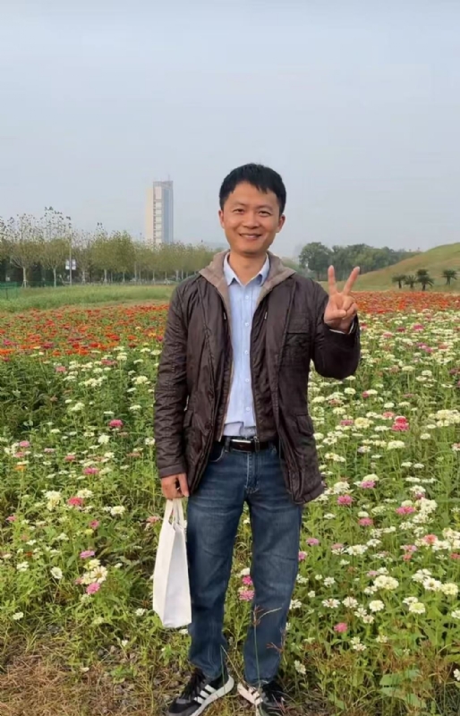 云淡风轻的第一张照片--周口相亲服务中心